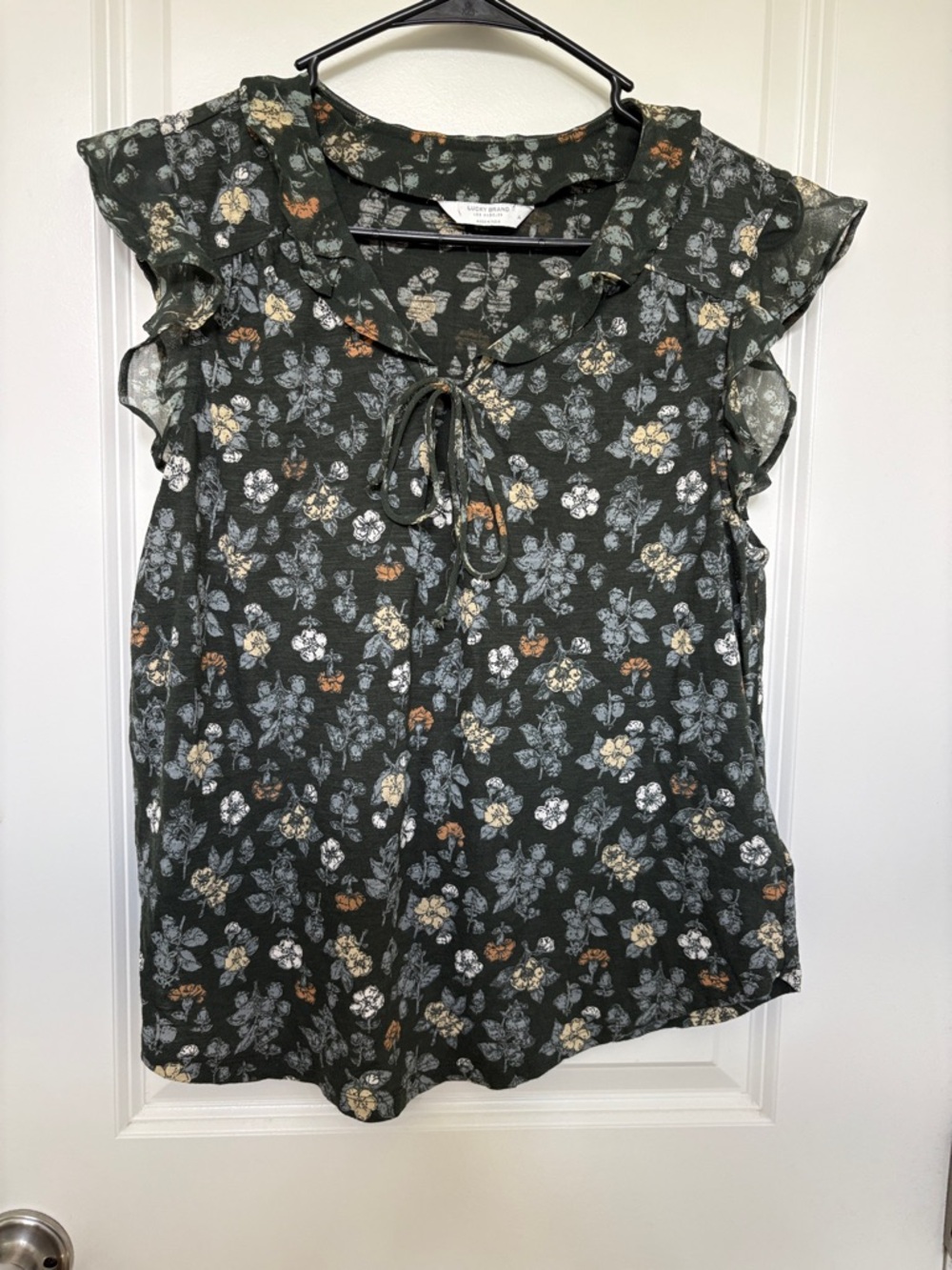 Lucky Brand Dark Green Floral Tie-Neck Ruffle Sleeve Blouse